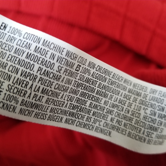 Forever 21 Red Cropped Sweater - Picture 4 of 5